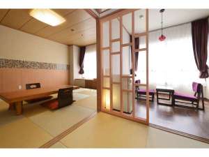 大阪市内から30分、地上70階相当に位置する当館は夜景の人気スポット。