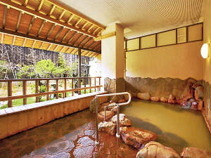 津軽海峡の海の幸を堪能できる最北の城下町にある老舗温泉旅館