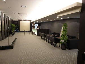 ホテル１階にコンビニ、２階にはカラオケBOXあり♪ホテルウィングインターナショナル新宿 東京ビジネスホテル 格安 出張予約